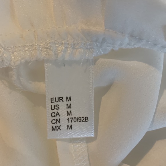 White lace blouse Size M. - Picture 4 of 6